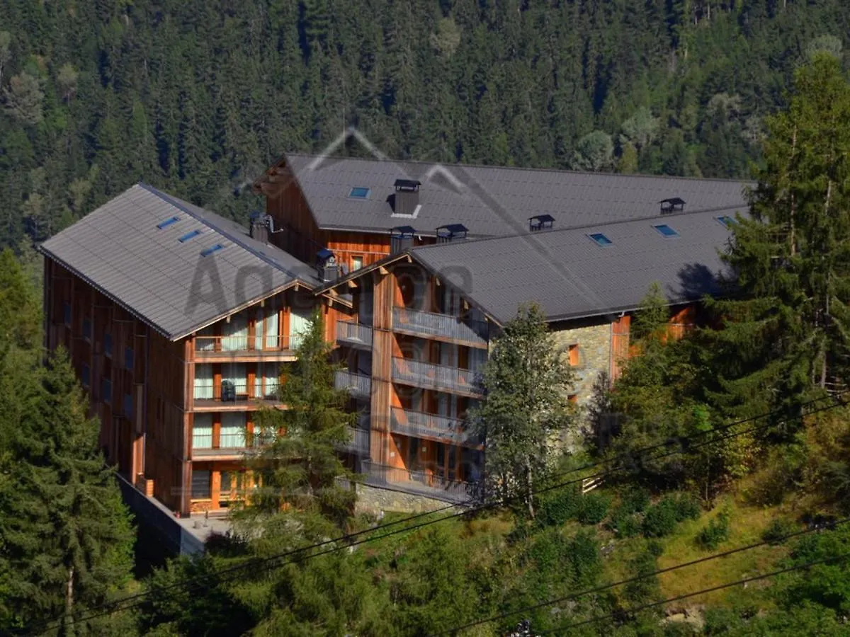 Apartment Appartement Recent 4 Pieces, 2 Terrasses, Parking Couvert, Pied Des Pistes - Fr-1-329-72 La Plagne-Tarentaise