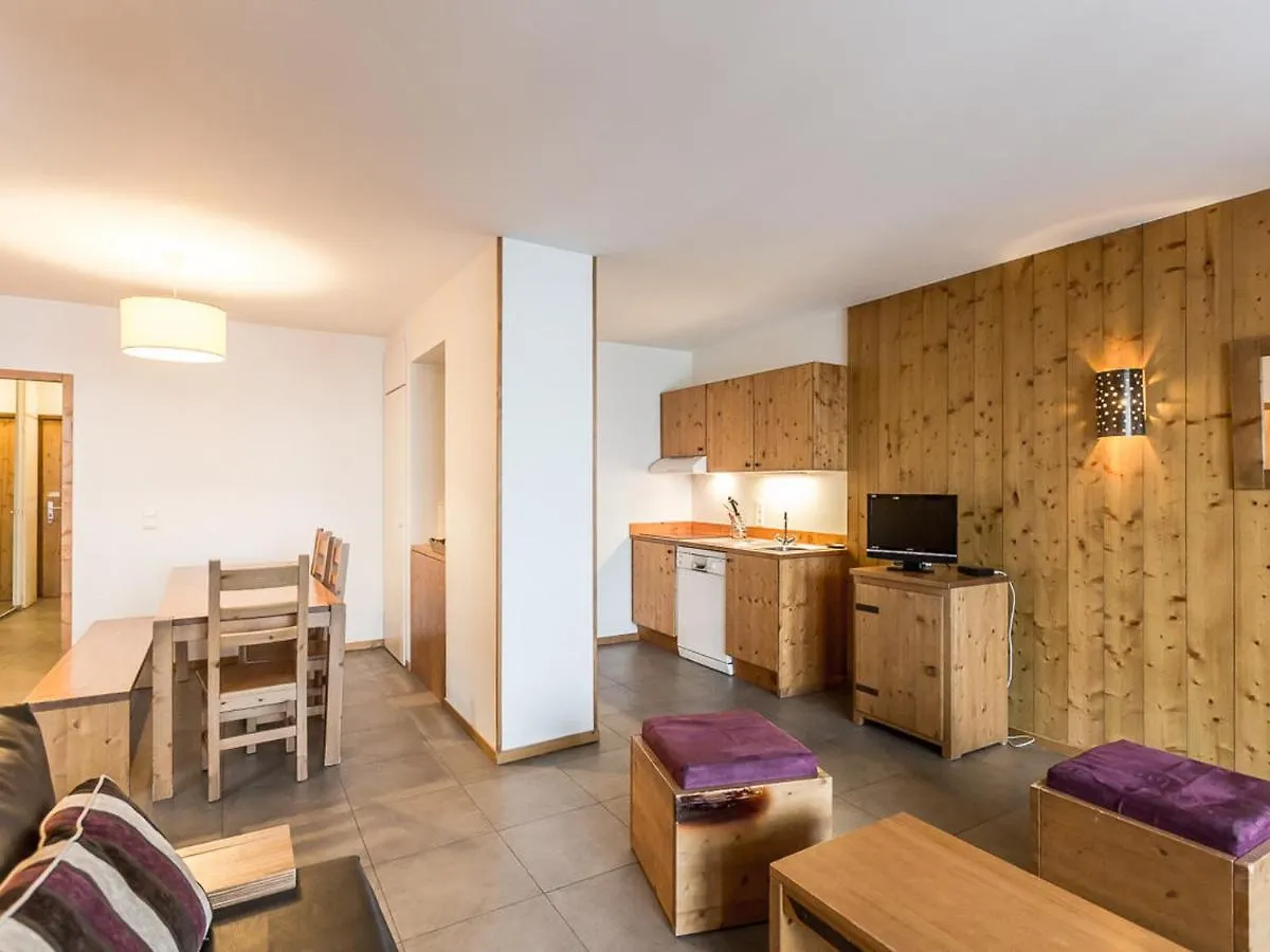 Appartement Recent 4 Pieces, 2 Terrasses, Parking Couvert, Pied Des Pistes - Fr-1-329-72 La Plagne-Tarentaise Apartment